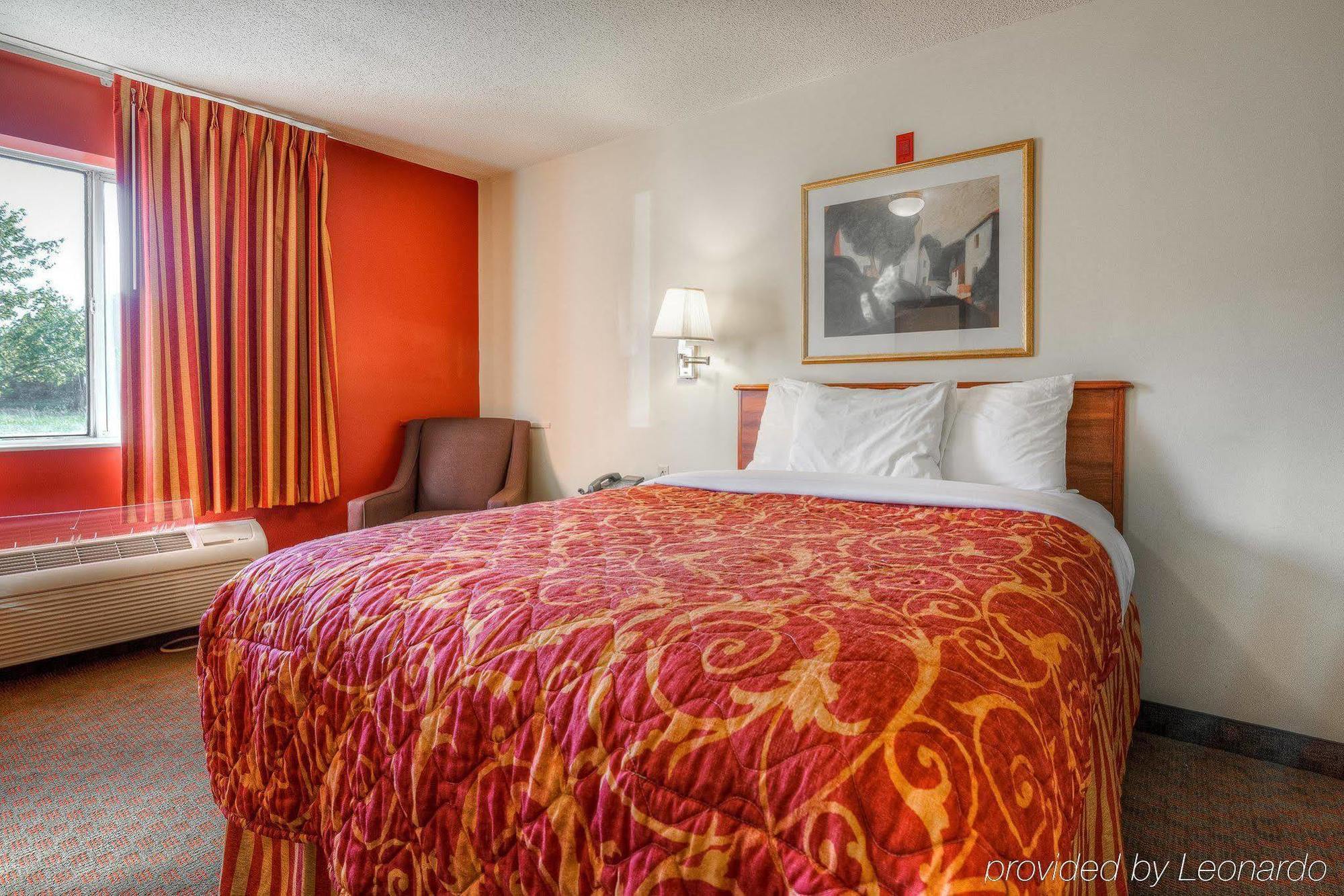 Intown Suites Extended Stay Greenville Nc Exterior foto